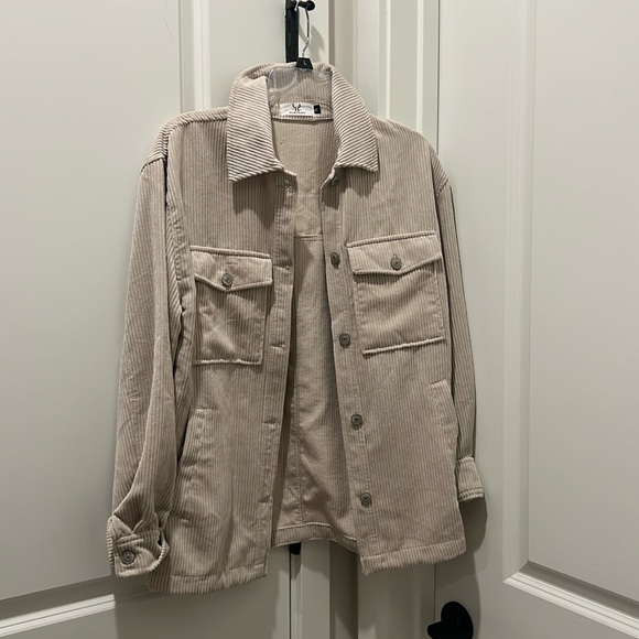 BONE CORDUROY BUTTON UP - Picture 1 of 4